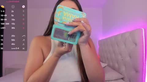 Snapshot of alessiabaum18 chatting on February 10, 4:41 am CATA online show from February 10, 4:41 am