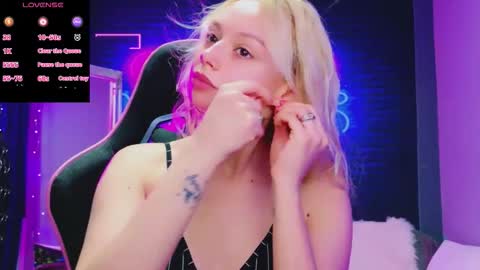 alessiacroft online show from March 15, 3:45 am