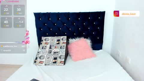 Alison online show from December 15, 1:02 am