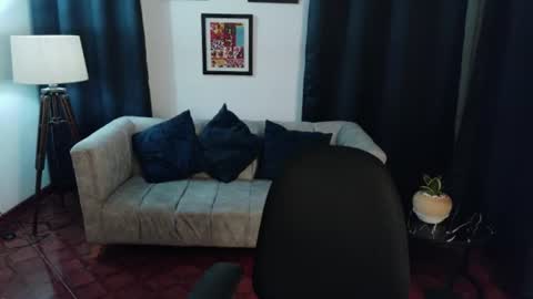 Snapshot of alessiamonroe_ chatting on July 10, 8:55 pm alessiamonroe_ online show from July 10, 8:55 pm