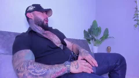 Aless Rose online show from August 2, 8:40 pm