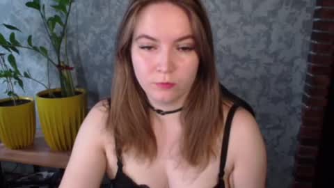 Snapshot of alessssamistress chatting on July 4, 10:10 am Alex online show from July 4, 10:10 am