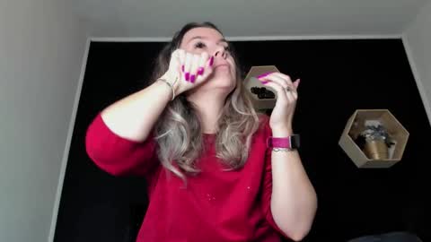 Snapshot of alesys69 chatting on October 15, 10:54 pm alesys69 online show from October 15, 10:54 pm