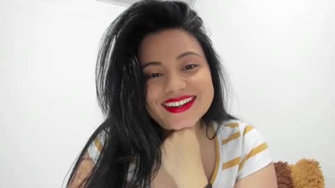 Snapshot of aleteacher chatting on January 1, 9:49 am Alejandra online show from January 1, 9:49 am