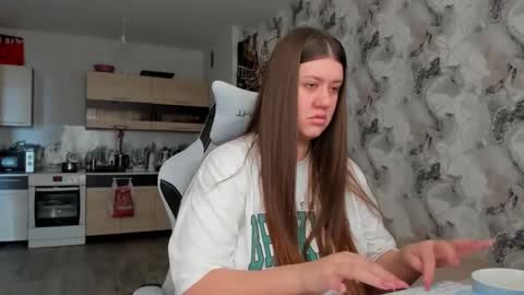 Aletta Oushen online show from November 22, 5:50 am