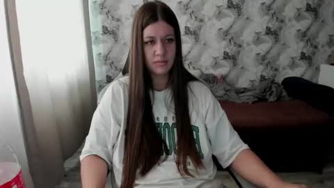 Aletta Oushen online show from June 26, 9:57 am