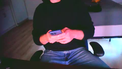 alex42696969 online show from May 7, 1:11 am