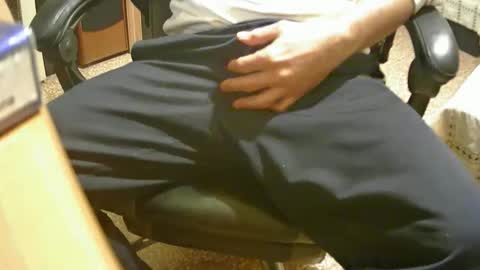 Snapshot of alex81pv1981 chatting on October 12, 8:52 pm alex81pv1981 online show from October 12, 8:52 pm