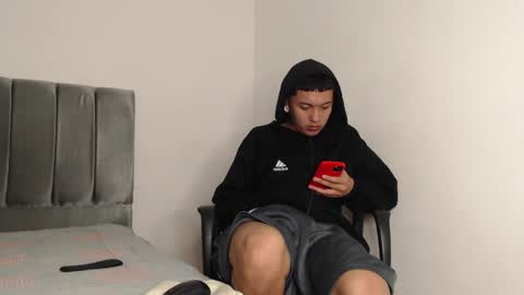 Snapshot of alex__lover chatting on January 14, 4:57 am Owen online show from January 14, 4:57 am