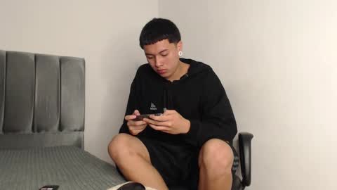 Snapshot of alex__lover chatting on January 30, 5:30 am Owen online show from January 30, 5:30 am