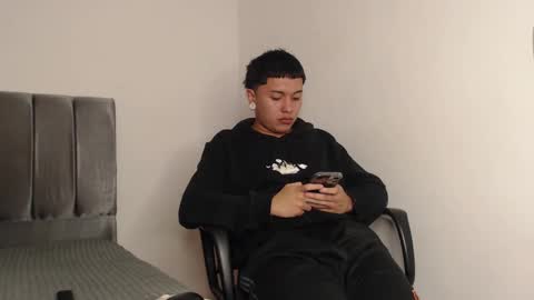 Snapshot of alex__lover chatting on February 25, 4:14 am Owen online show from February 25, 4:14 am