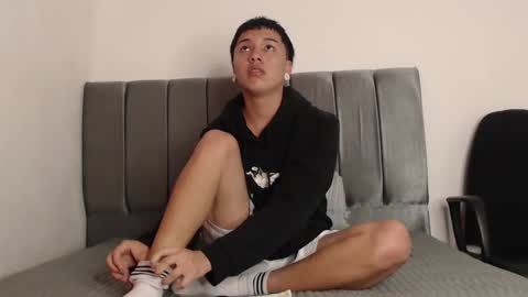 Snapshot of alex__lover chatting on March 1, 1:43 am Owen online show from March 1, 1:43 am