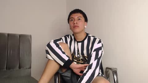 Snapshot of alex__lover chatting on September 30, 2:05 am Owen online show from September 30, 2:05 am