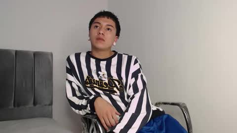 Snapshot of alex__lover chatting on October 30, 2:13 am Owen online show from October 30, 2:13 am