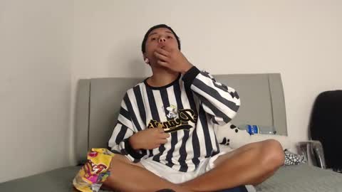 Owen online show from February 26, 4:11 am