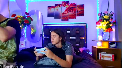 sneider online show from February 17, 6:37 pm