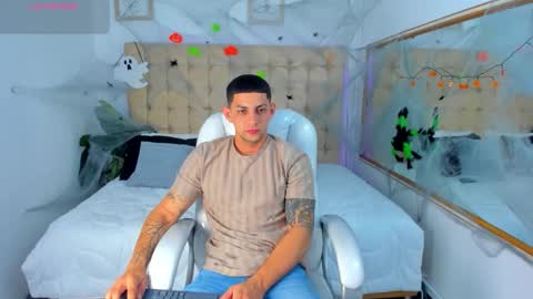 alex online show from October 9, 11:41 am