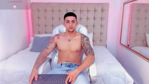 alex online show from November 26, 12:17 pm