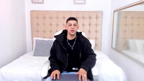 alex online show from December 19, 12:12 pm