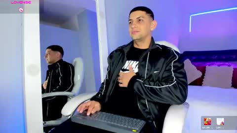 alex online show from July 7, 12:09 pm