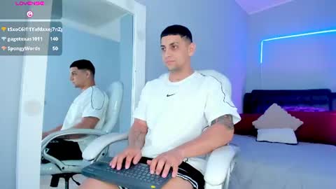 alex online show from July 28, 4:39 pm