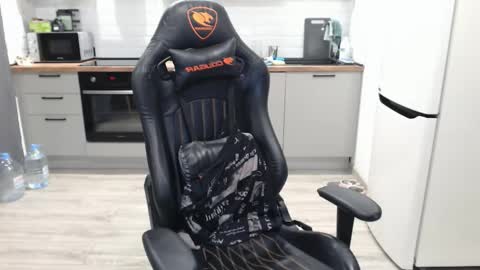 Alex online show from February 14, 4:15 am