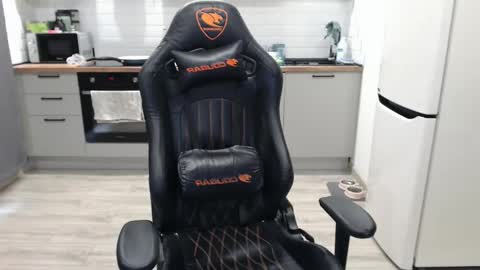 Alex online show from February 18, 9:32 am