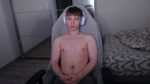 Alex online show from October 2, 5:03 am