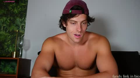 Alex Stone online show from May 1, 5:06 pm