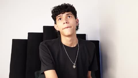 alex_mark_ online show from September 18, 3:25 pm