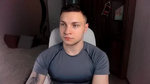 Snapshot of alex_milson chatting on December 29, 1:24 am alex_milson online show from December 29, 1:24 am