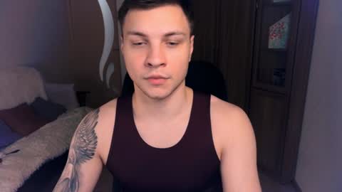 Snapshot of alex_milson chatting on January 19, 7:37 pm alex_milson online show from January 19, 7:37 pm