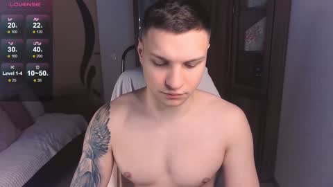 Snapshot of alex_milson chatting on February 1, 11:06 pm alex_milson online show from February 1, 11:06 pm