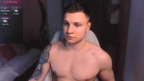 Snapshot of alex_milson chatting on February 9, 6:26 pm alex_milson online show from February 9, 6:26 pm