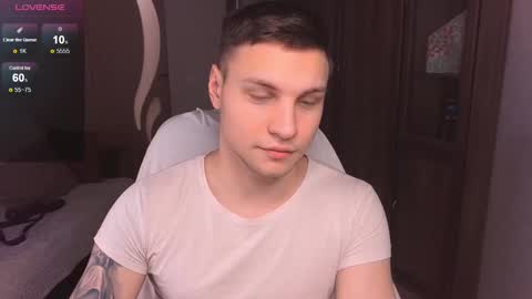 Snapshot of alex_milson chatting on February 15, 2:15 am alex_milson online show from February 15, 2:15 am