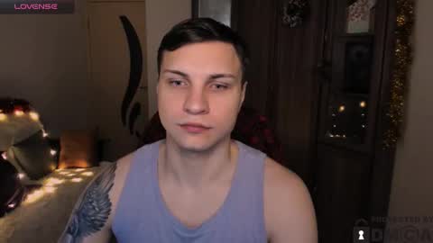 Snapshot of alex_milson chatting on December 1, 8:47 pm alex_milson online show from December 1, 8:47 pm