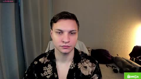 alex_milson online show from June 28, 4:46 pm