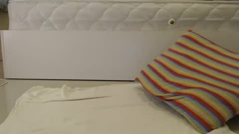 Snapshot of alex_nicha chatting on March 5, 1:10 am Nicha online show from March 5, 1:10 am