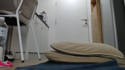 Snapshot of alex_nicha chatting on September 28, 5:46 am Nicha online show from September 28, 5:46 am