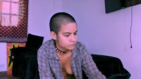Alex online show from May 18, 9:20 pm