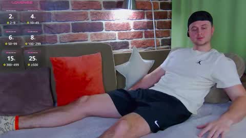 Alex online show from February 25, 7:18 am