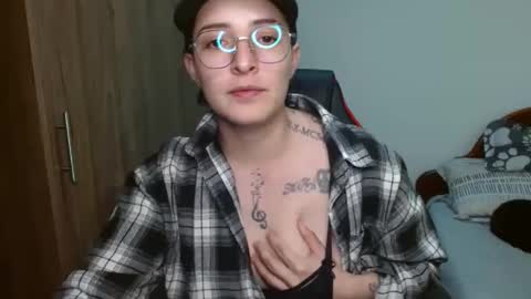 Snapshot of alex_parker07 chatting on January 8, 10:37 pm Alex Parker online show from January 8, 10:37 pm