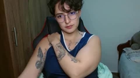 Snapshot of alex_parker07 chatting on January 14, 10:44 pm Alex Parker online show from January 14, 10:44 pm