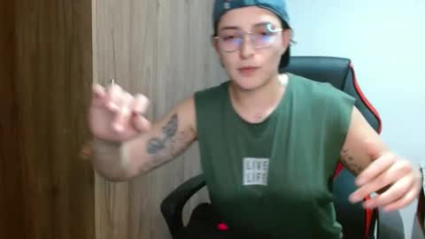 Snapshot of alex_parker07 chatting on January 26, 11:29 pm Alex Parker online show from January 26, 11:29 pm