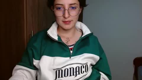 Snapshot of alex_parker07 chatting on January 30, 1:44 am Alex Parker online show from January 30, 1:44 am