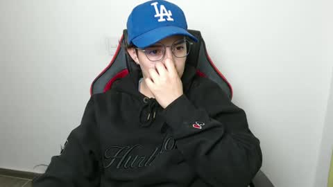 Snapshot of alex_parker07 chatting on February 5, 12:31 am Alex Parker online show from February 5, 12:31 am