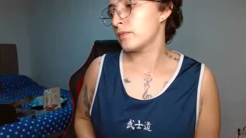 Snapshot of alex_parker07 chatting on February 13, 4:00 am Alex Parker online show from February 13, 4:00 am