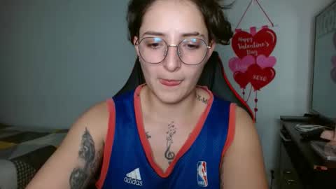 Snapshot of alex_parker07 chatting on February 24, 10:47 pm Alex Parker online show from February 24, 10:47 pm