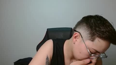 Snapshot of alex_parker07 chatting on September 19, 12:34 am Alex Parker online show from September 19, 12:34 am