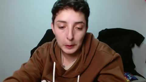 Snapshot of alex_parker07 chatting on October 16, 2:12 am Alex Parker online show from October 16, 2:12 am